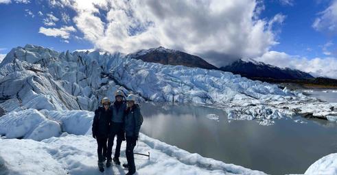 Glacier panorama with guided participants in foreground — directly from the site’s glacier trek activity page.