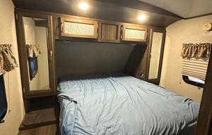 2019 Keystone RV Premier Ultra Lite 29BHPR RV rental photo 17