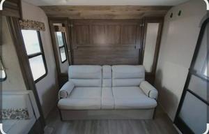 Adventure-Ready Bunkhouse Camper | Sleeps 6