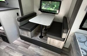 2021 Sportsmen Classic 181BH RV rental photo 4