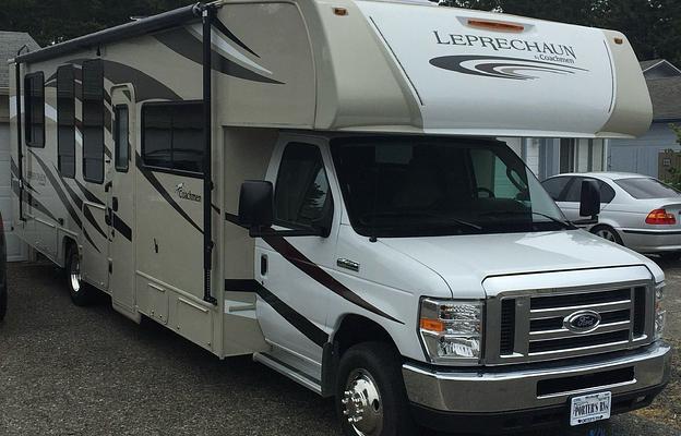 Beautiful 2018 Class C- Family / Pet Friendly!