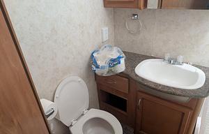 2011 Fleetwood RV Storm 32BH RV rental photo 32