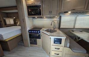 Thor Daybreak | Comfy and Well-Built Class C RV