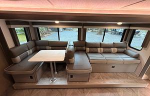 Dream Camper! Private King Master & Priv Bunkhouse