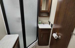 2019 Prime Time RV Avenger ATI 28REI RV rental photo 4