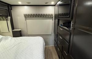 2021 Dynamax FORCE HD 34KD HD RV rental photo 12