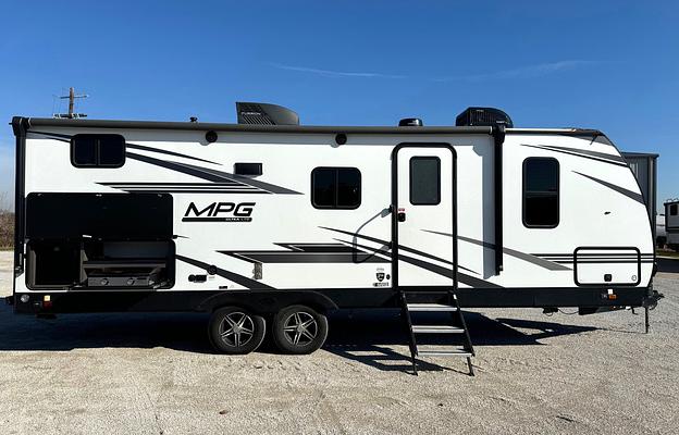 2022 Cruiser MPG Bunkhouse