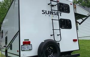 2021 CrossRoads RV Sunset Trail SS186BH