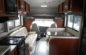 Large Group Alaska RV - Winnebago Minnie Winnie