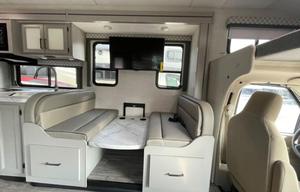 The Adventure Wagon! Family/Pet Friendly Sleeps 8