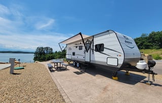 Big SHOWER★BUNKS★OUTDOOR KITCHEN★Exit407