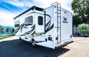 Book NOW ! 2022 Top-rated Luxury Vanilla Redhawk