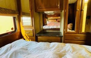 2013 Thor Motor Coach Daybreak 28PD