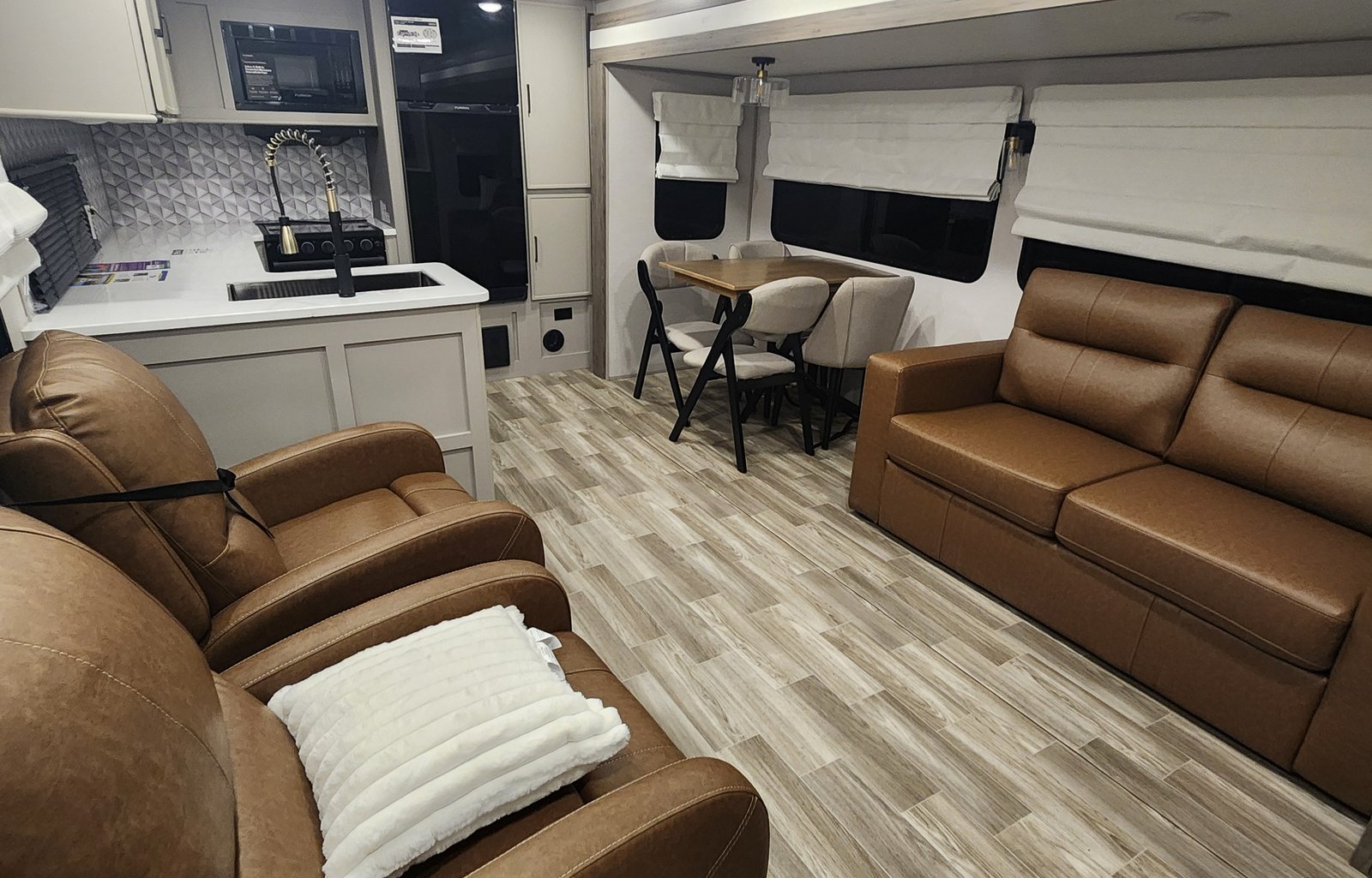 Vibe & Unwind | Spacious Luxury Camper