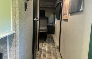 2022 Highland Ridge RV Roamer RF364BHS RV rental photo 14