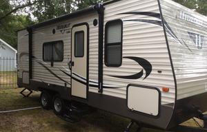 2016 Keystone RV Hideout 212 LHS