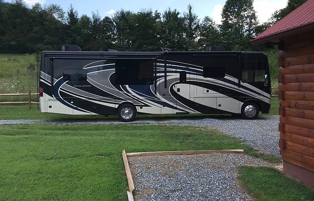 2019 Thor Motor Coach Challenger 37KT