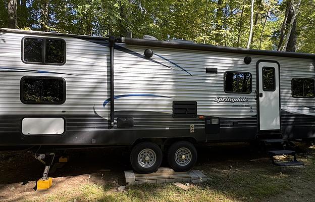 Central Maine Keystone Springdale Travel Trailer