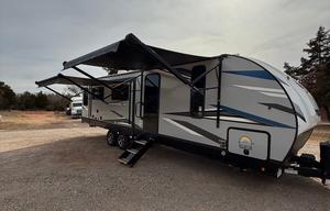 2022 Forest River RV Cherokee Alpha Wolf 26RL-L RV rental photo 3