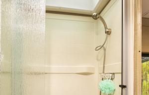 Pet Friendly 2018 Thor Motor Coach Four Winds 28A