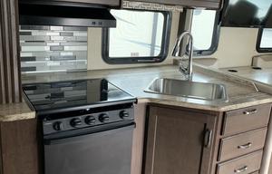 Comfort of Class A w/ the ease of a Class C