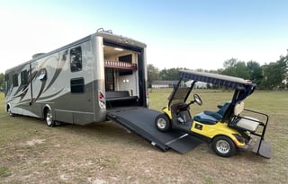 MOTORHOME CLASS A AND NEWMAR TOY HAULER (GOLF CAR)