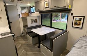 2021 Modern Dog Friendly RV Rental