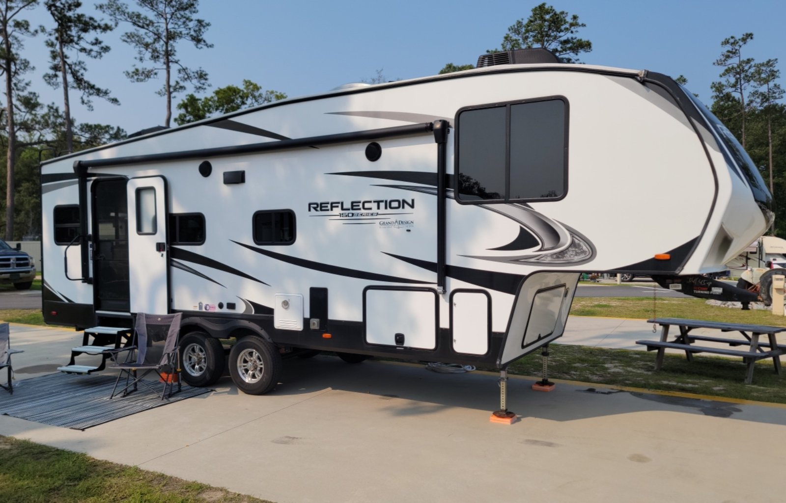Family-friendly RV near NC beaches with delivery