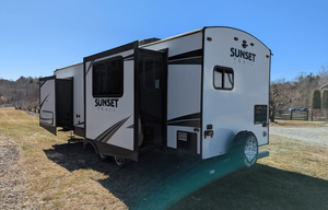 Sunset Trail | Spacious & Cozy, Ideal for a Couple