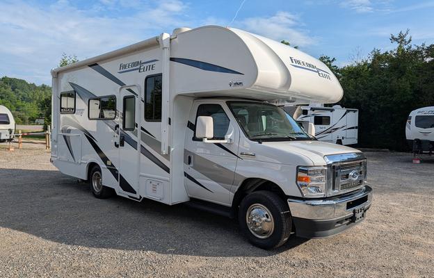 Freedom Elite | Cozy and Easy to Drive Class C RV