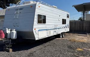 2004 Weekend Warrior Fs2600 RV rental photo 6