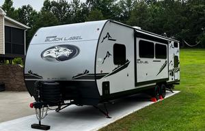 Elite Escape RV Rentals Co.   -   Delivery Only