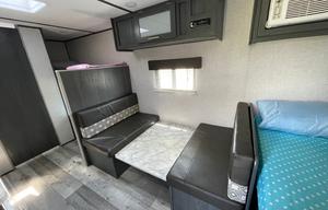 Campventure Cruiser: Family Fun on Wheels!