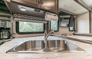 2020 Thor Motor Coach Freedom Elite -RV Goldie