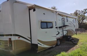 2007 Newmar Kountry Aire 37SBRE