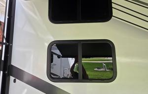 2025 Coachmen Apex-X Series 26BHX