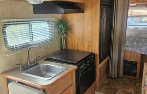 Easy Handling, Epic Adventures! 21 ft Motorhome