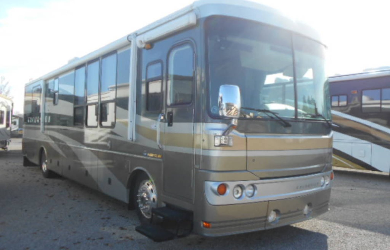 2004 Fleetwood RV Excursion 39R