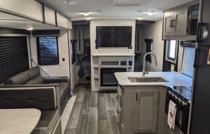 E&L's Furry Friendly Camper