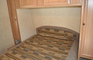 27 ft Bunkhouse Travel Trailer w/Slide out