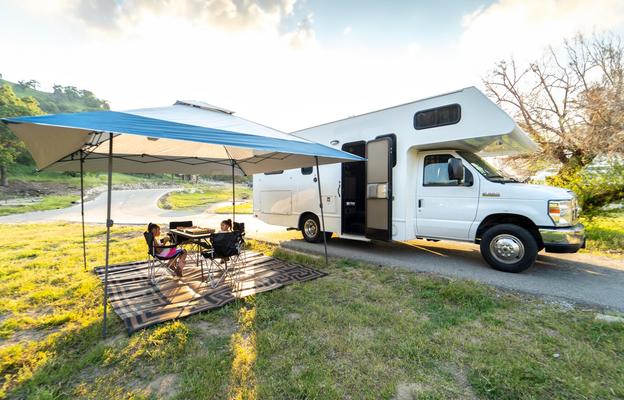 2019- 23ft-Fully stocked- easy to drive