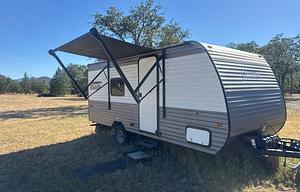 2023 Dutchmen RV Coleman Lantern Series 17R