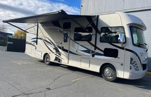 THANOS - 2015 Thor Motor Coach ACE 30.2