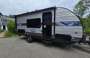 AR's Salaam fsx 179DBK (off-grid capable)