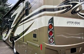 2019 Tiffin Open Road Allegro 36UA - Sleeps 9