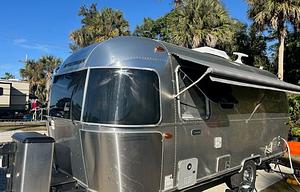 Bullet – Iconic Airstream Style, Easygoing Luxury