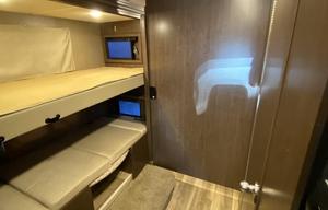 2019 Thor Freedom Elite 30FE from Hoosier RV LLC