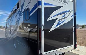 2024 Outlaw Wild West Edition 38K RV rental photo 9