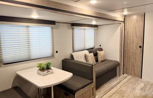 2025 Gulf Stream RV Enlighten 27BHS Fully Loaded