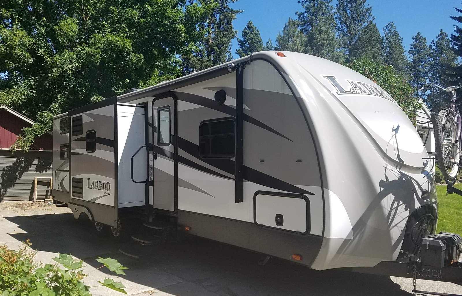 2015 Keystone Laredo